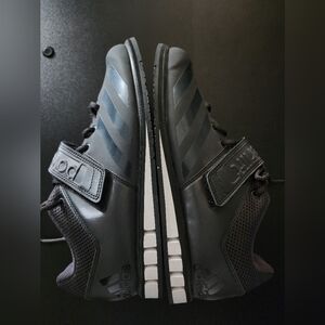 Men's Adidas Powerlift Sneaker, Black/White in size 10. Like new